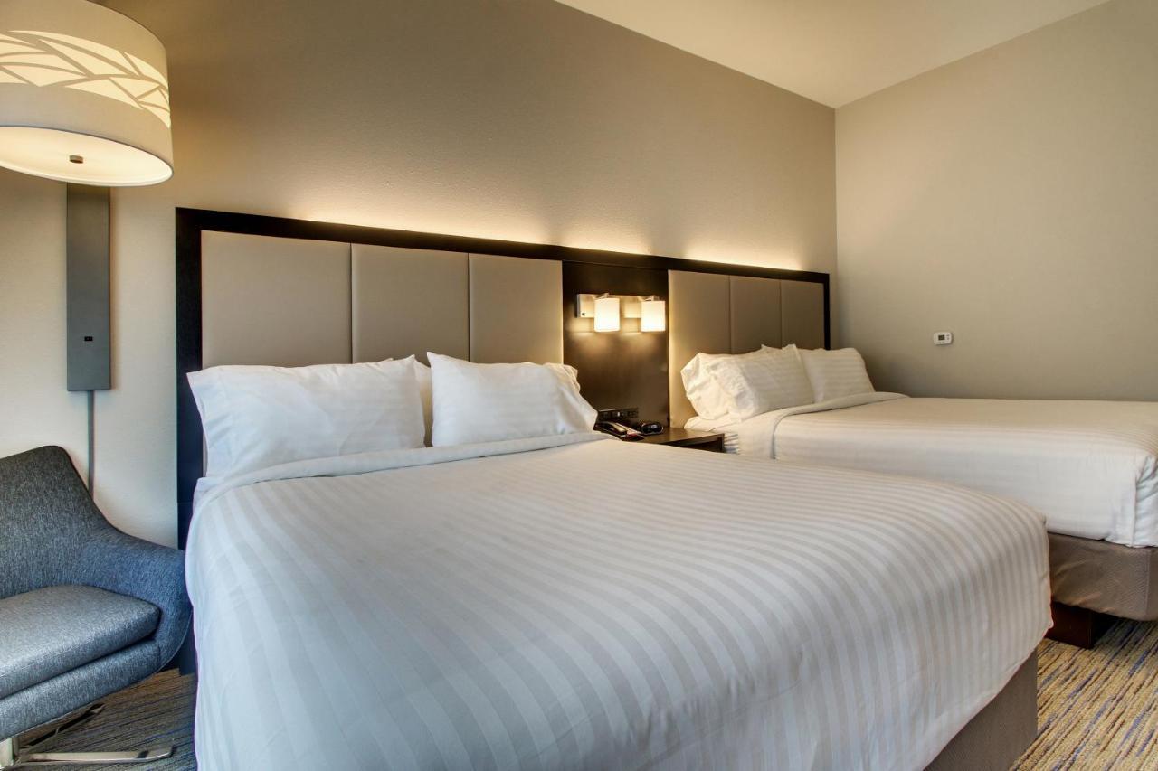 Holiday Inn Express & Suites Charleston Ne Mt Pleasant Us17 By Ihg Mount Pleasant Eksteriør bilde