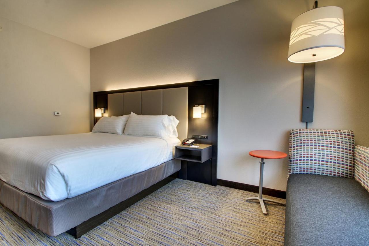 Holiday Inn Express & Suites Charleston Ne Mt Pleasant Us17 By Ihg Mount Pleasant Eksteriør bilde
