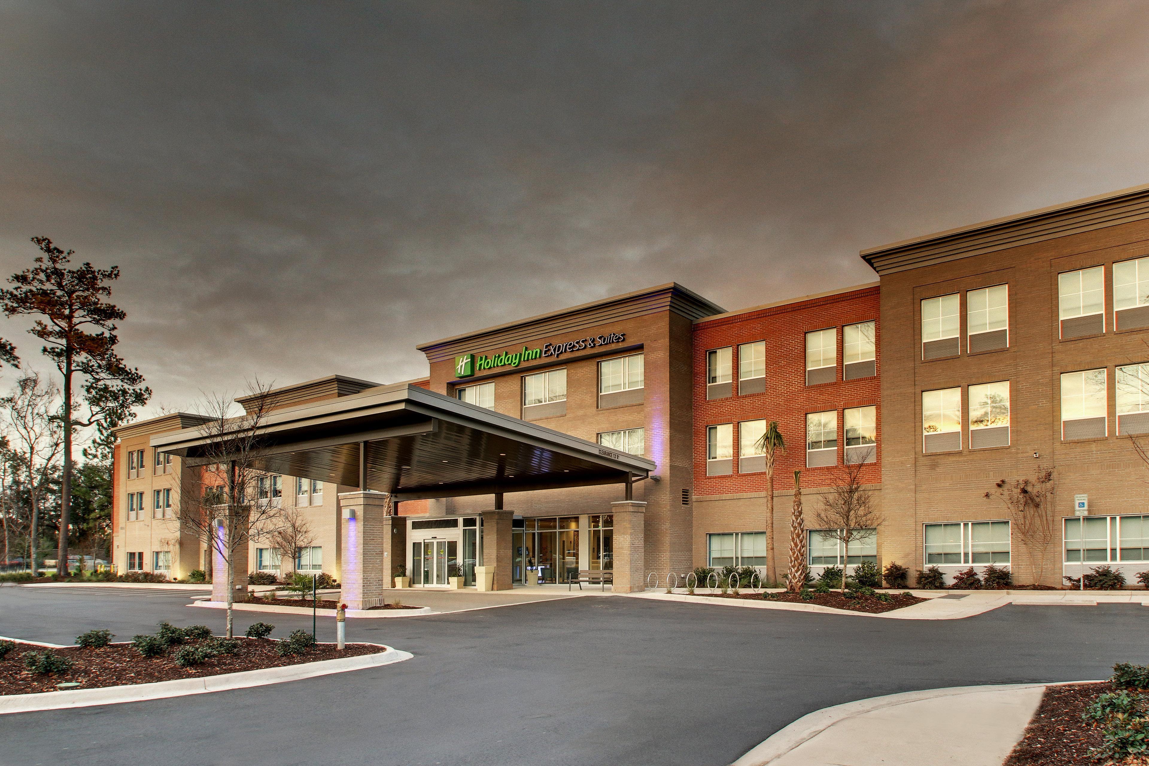 Holiday Inn Express & Suites Charleston Ne Mt Pleasant Us17 By Ihg Mount Pleasant Eksteriør bilde